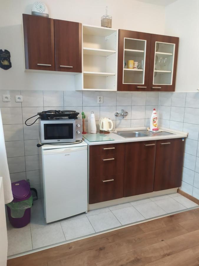 Begonia-Dom S Jednou Spalnou Bešeňová Kültér fotó